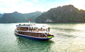 Serenity Luxury Day Cruise – Great Pick for Honeymooners or Comfort Seekers